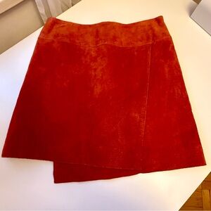 ❣️BNWOT❣️ 100% Leather Asymmetrical Forever 21 Contemporary Mini Skirt Size S
